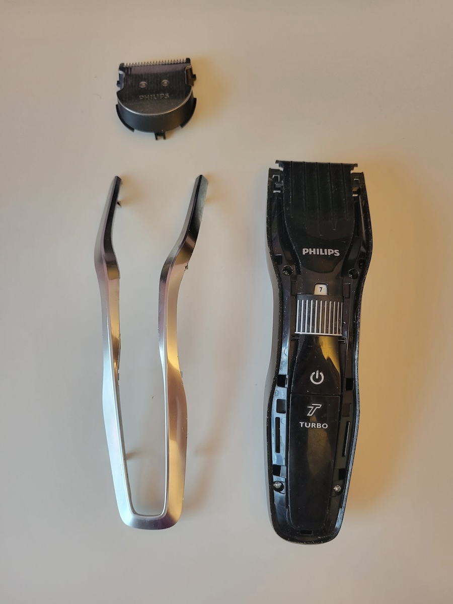 Philips HC5450 with front trim removed